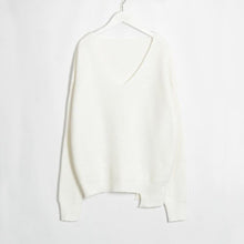 Load image into Gallery viewer, Wixra 2020 New Basic V-neck Solid Autumn Winter Loose Sweater Pullovers Women Female Knitted Oversized Long Sleeve Sweaters
